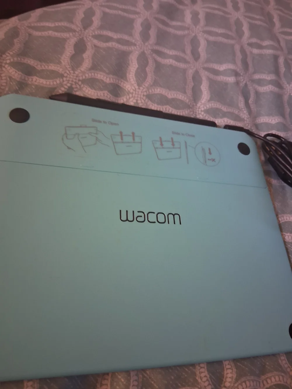 Wacom Intuos Graphics Tablet - Teal